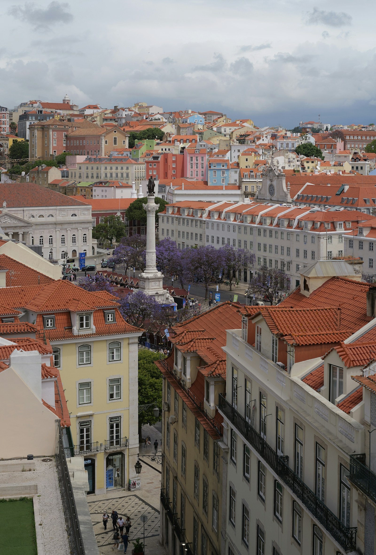 Relocating to Portugal: NIF, Housing, School and Local Registration
